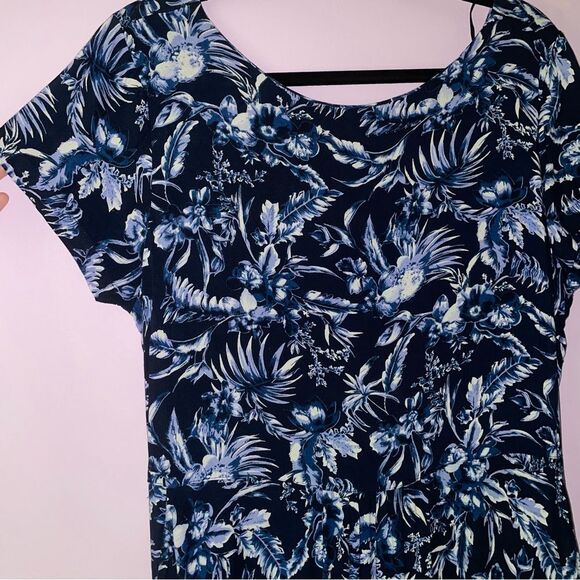M&co Dress Size 16 Blue Tropical Floral Print Short Sleeve Casual - Picture 2 of 10